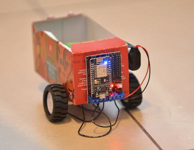 AI-junk robot